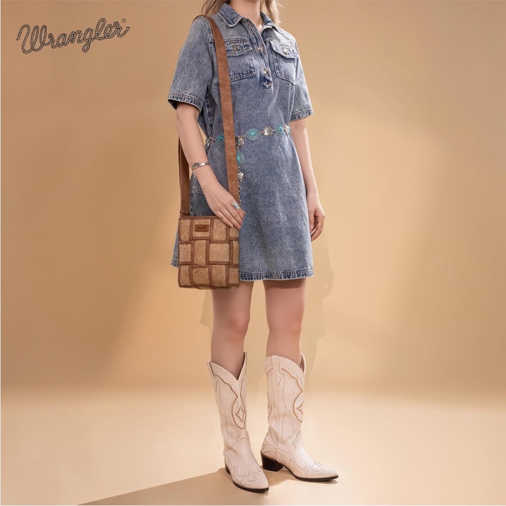 Wrangler Floral Embossed Crossbody Bag - Picture 6 of 6